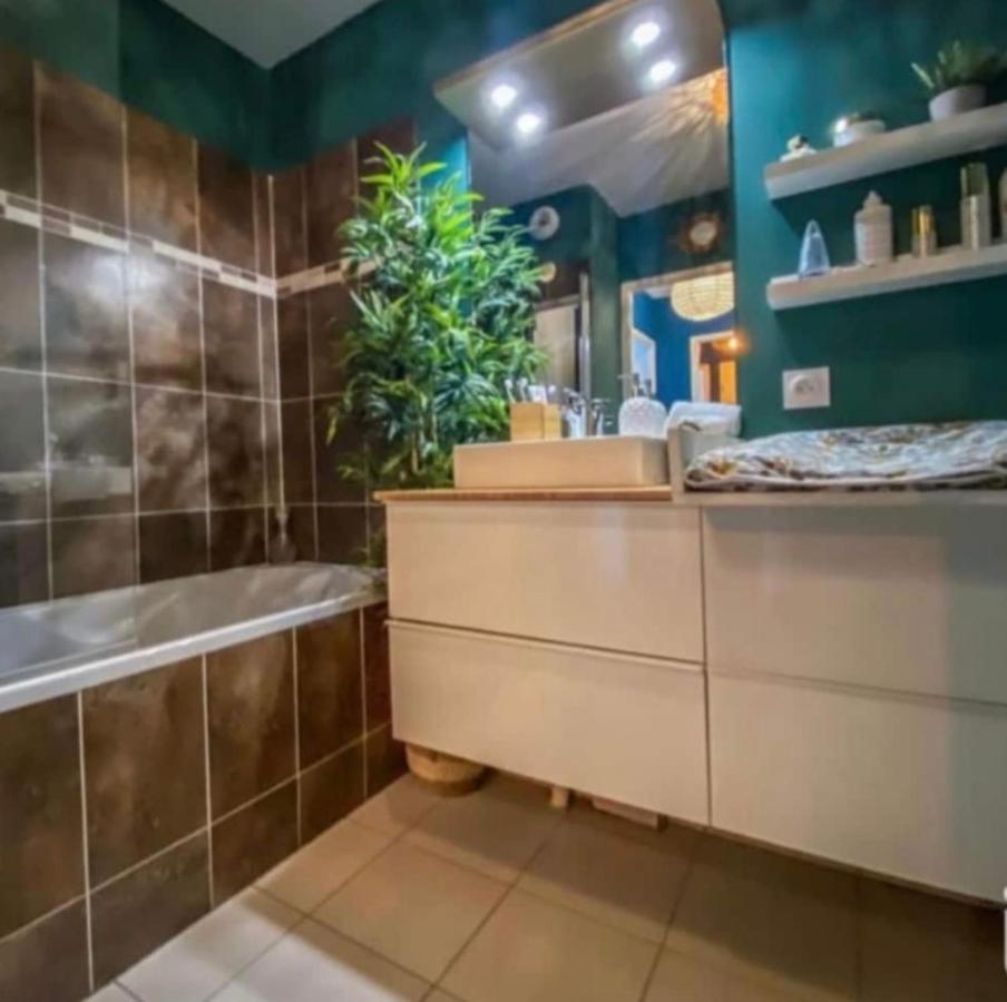 モンテヴランLogement Exceptionnel Avec Jardin Proche Disneyアパートメント エクステリア 写真